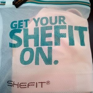 Brand new she fit bra with tags never worn